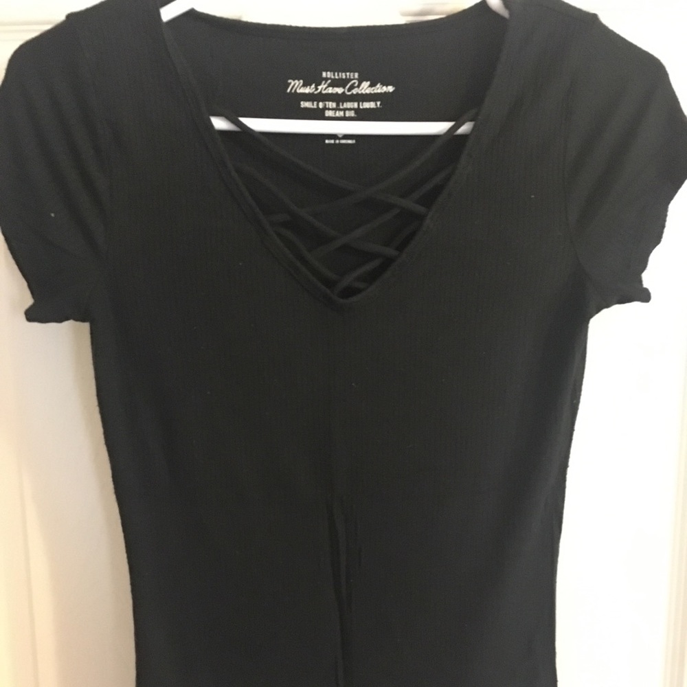 Hollister Must Have Collection Shirt